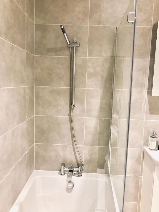 Snapos Luxury Serviced Apartment - Meridian House Bedford Luaran gambar