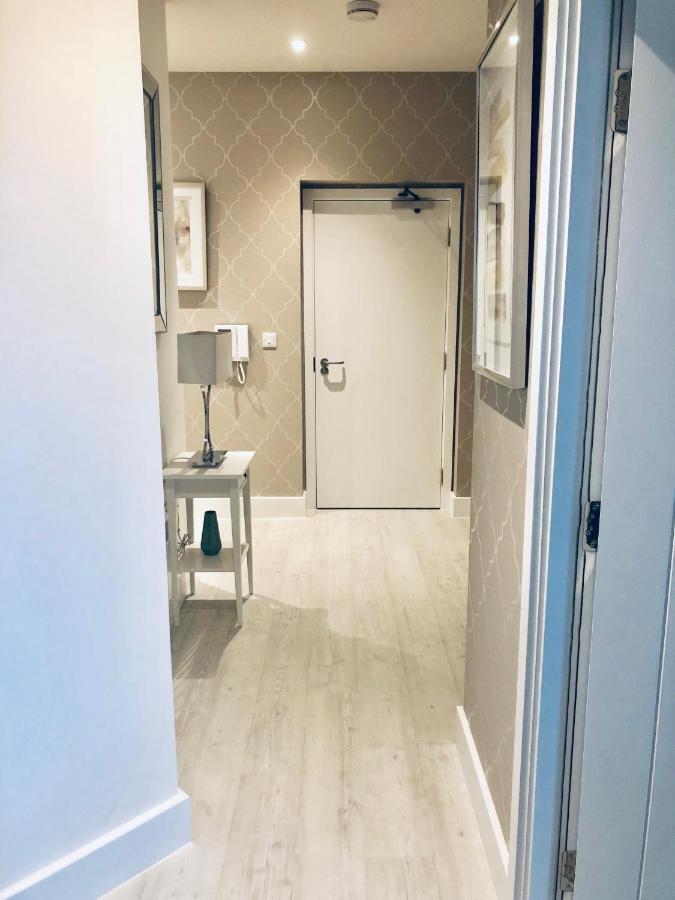 Snapos Luxury Serviced Apartment - Meridian House Bedford Luaran gambar