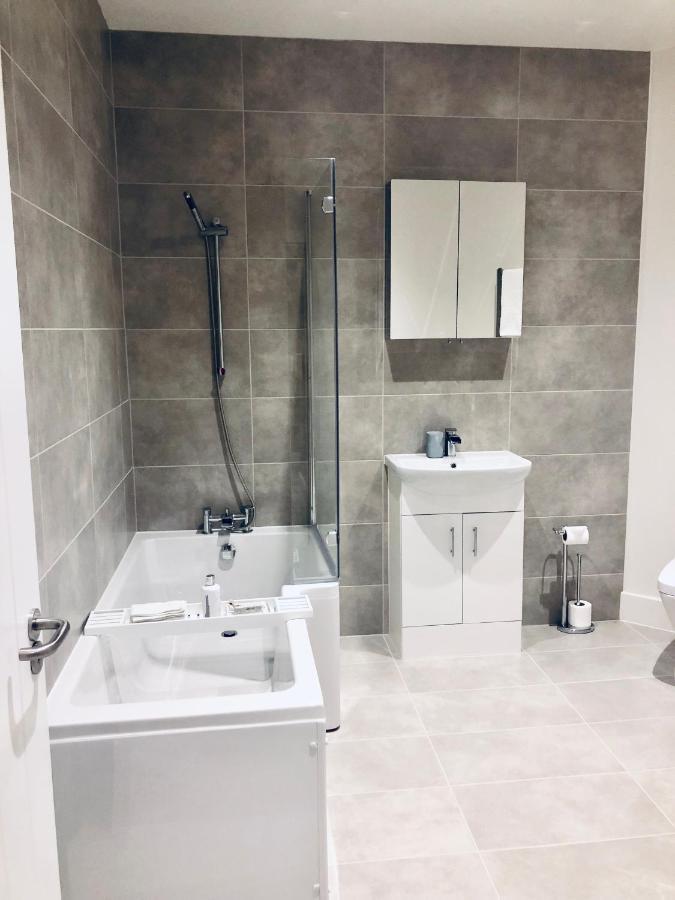 Snapos Luxury Serviced Apartment - Meridian House Bedford Luaran gambar