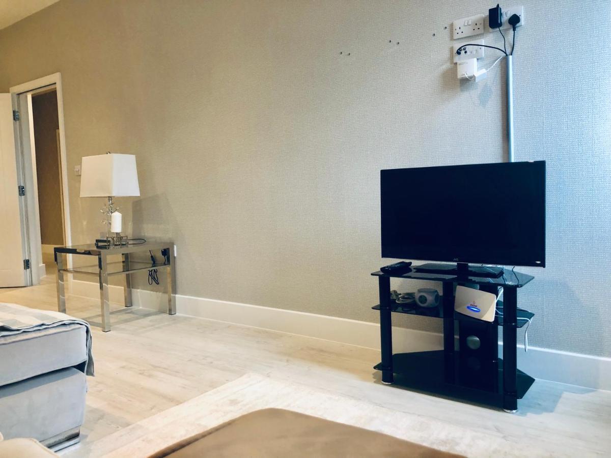 Snapos Luxury Serviced Apartment - Meridian House Bedford Luaran gambar